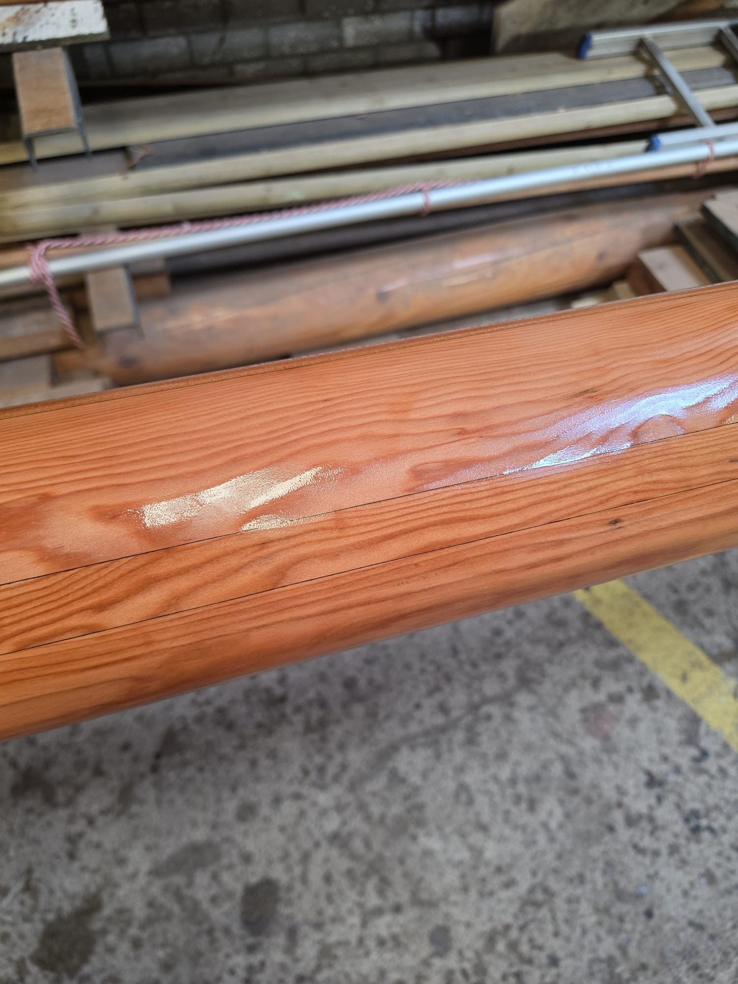 Detail van de nieuwe laklaag